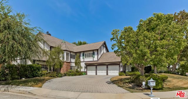 4239 Tarzana Estates Drive photo 1