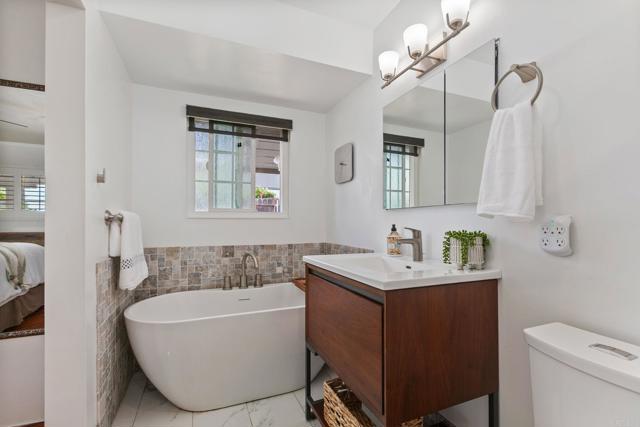 Detail Gallery Image 44 of 56 For 2392 Fire Mountain Dr, Oceanside,  CA 92054 - 2 Beds | 2 Baths