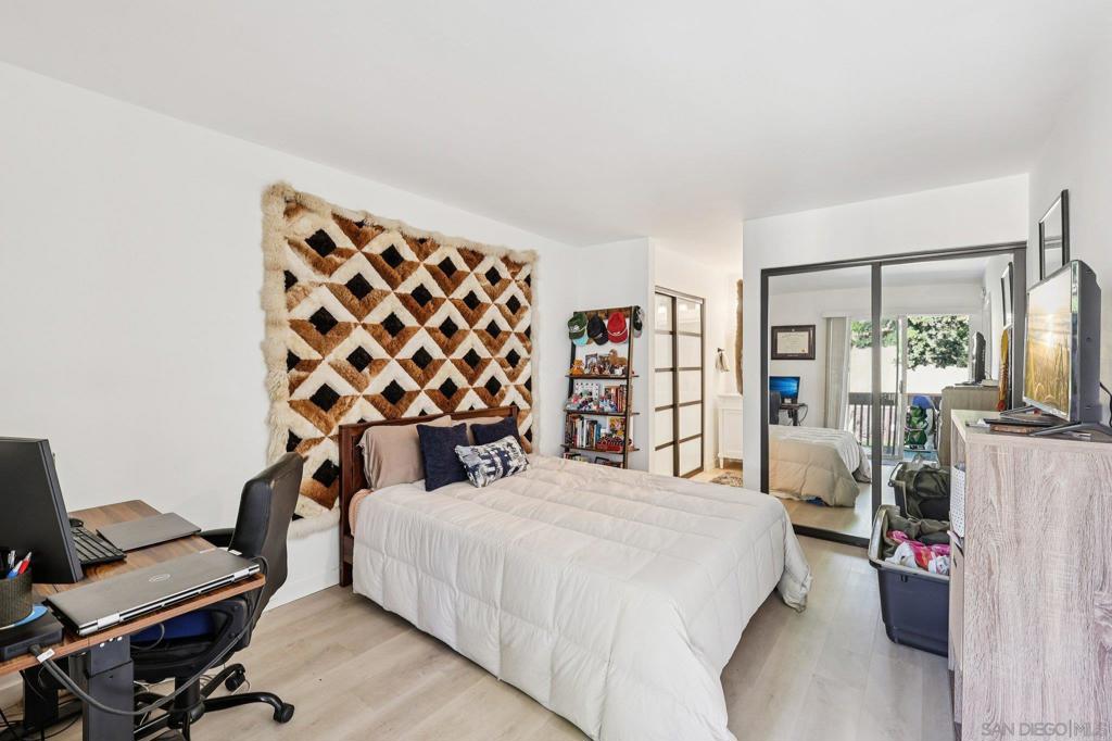 4600 Lamont St - photo 12