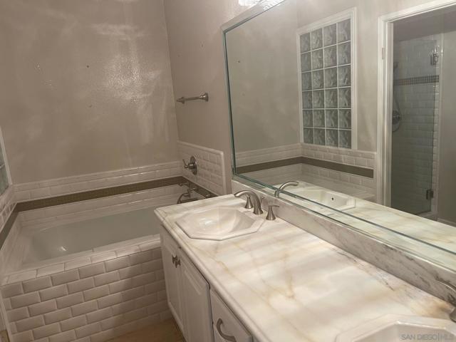 1680 Via Ocioso, San Marcos CA: https://media.crmls.org/mediaz/3b03c399-be95-4991-9cd7-aaf210a9af6d.jpg