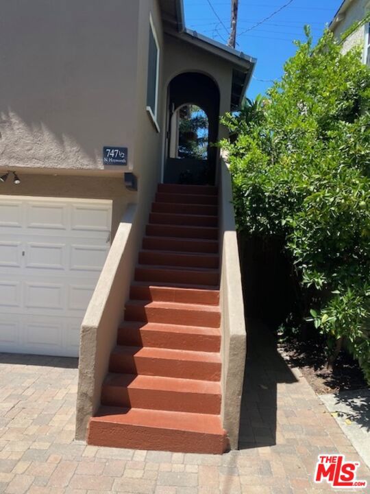 745 -747 1/4 N Hayworth Avenue, Los Angeles CA: https://media.crmls.org/mediaz/3b04248b-b348-47f2-ba51-50d6ce00c231.jpg