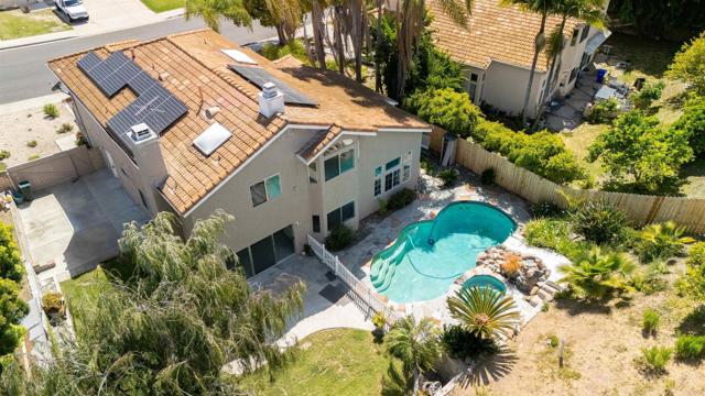 1366 Via Cibola, Oceanside CA: https://media.crmls.org/mediaz/3b053398-52e9-4485-96a2-4f4ed6364da2.jpg