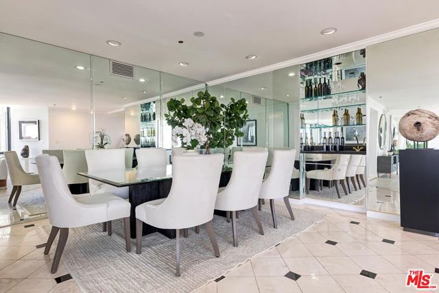 10724 Wilshire Boulevard, Los Angeles CA: https://media.crmls.org/mediaz/3b0537a2-301c-4977-970a-0ec7d36ef5e0.jpg