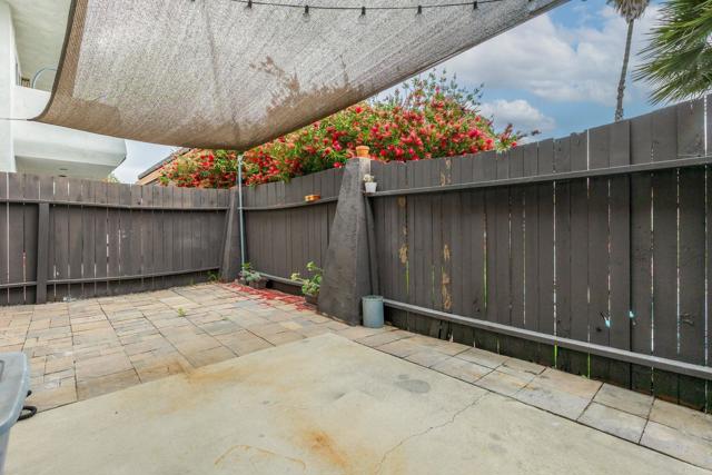 2929 Fire Mountain Dr, Oceanside CA: https://media.crmls.org/mediaz/3b0537be-e2d6-41b0-aba1-bf9b986a13bf.jpg