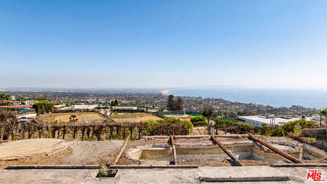 Drew Fenton | 16638 Charmel Lane Pacific Palisades CA | MLS: 7475847 Drew Fenton | 16638 Charmel Lane Pacific Palisades CA | MLS: 7475847