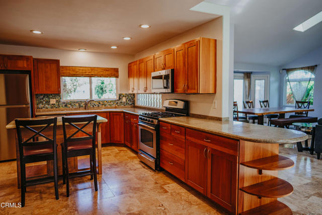 Detail Gallery Image 15 of 57 For 7314 Wallaby St, Ventura,  CA 93003 - 3 Beds | 2 Baths