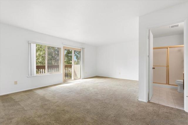 1444 Eagle Peak Ct., Chula Vista CA: https://media.crmls.org/mediaz/3b0640ee-7477-40b7-8131-a3338099f5a9.jpg