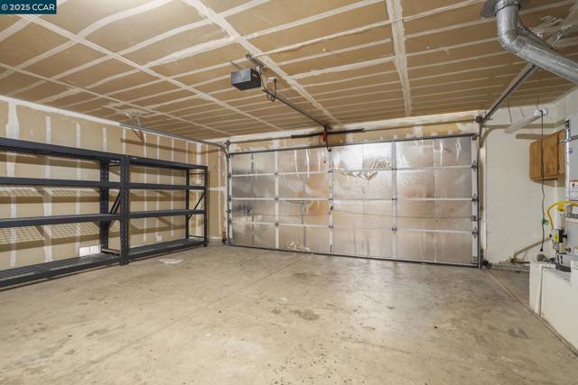 764 Steffa St, Bay Point CA: https://media.crmls.org/mediaz/3b0691ae-0c83-490d-8c6f-54eb44489aaf.jpg