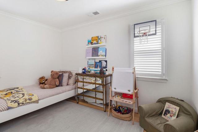 1931 James Avenue, Redwood City CA: https://media.crmls.org/mediaz/3b08ce66-1a85-454d-a338-a853a6f31c23.jpg