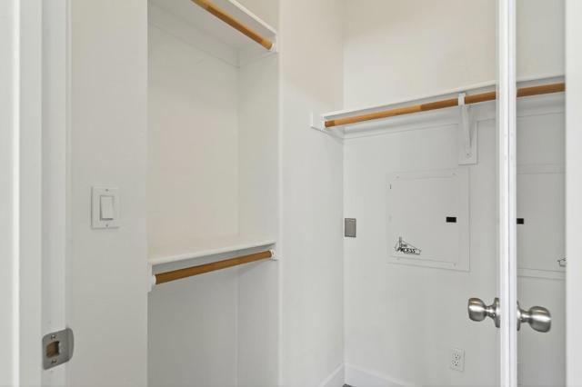 1087 Yarrow Terrace, San Jose CA: https://media.crmls.org/mediaz/3b0a7191-9018-4f6e-851c-f319d36ef6e0.jpg