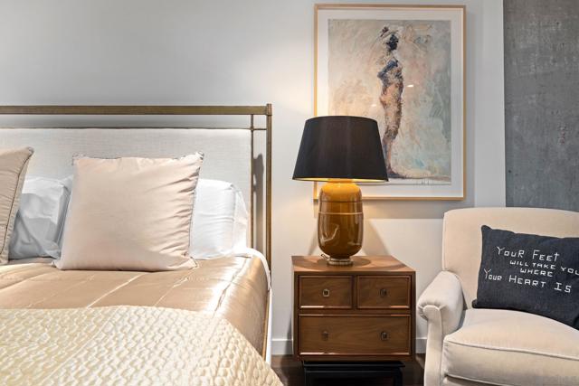 2500 6th Ave, San Diego CA: https://media.crmls.org/mediaz/3b0a7c8c-faf6-4629-9ca0-56fe113bd9f2.jpg