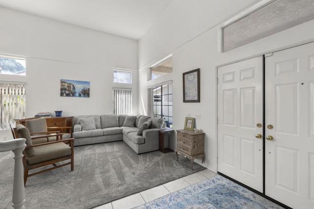 Detail Gallery Image 6 of 45 For 32147 Corte Florecita, Temecula,  CA 92592 - 5 Beds | 3 Baths