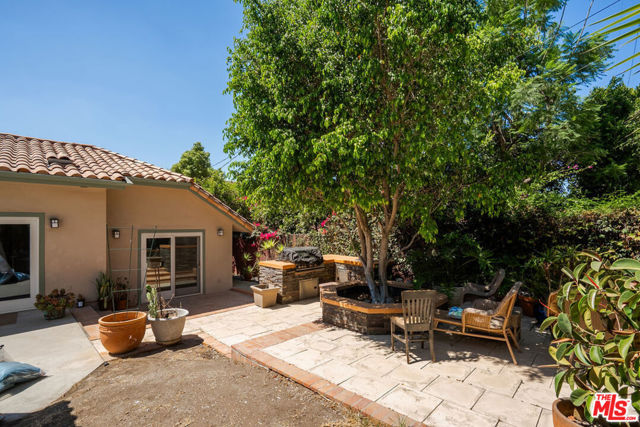 2049 Watson Street, Glendale CA: https://media.crmls.org/mediaz/3b0af432-1ab5-4fa4-a13d-575b7255bfef.jpg