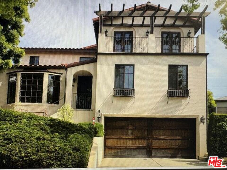 10328 Dunkirk Avenue