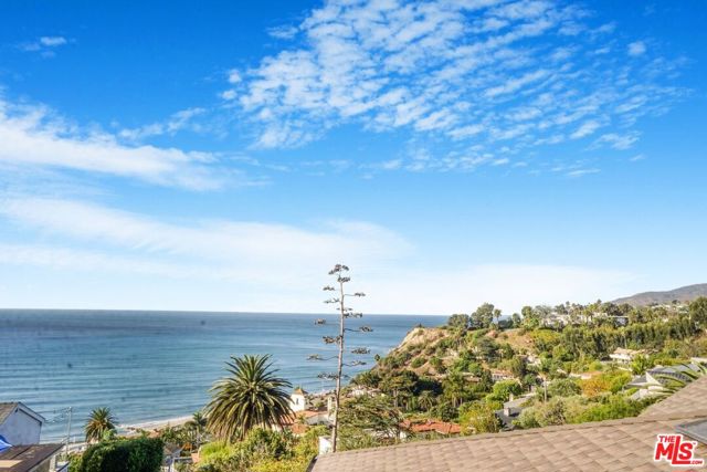 Drew Fenton | 321 N Las Casas Avenue Pacific Palisades CA | MLS: 6879140