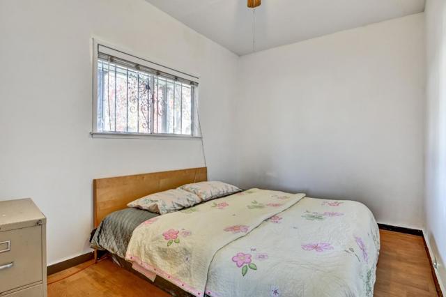2819 E 23rd Street, Oakland CA: https://media.crmls.org/mediaz/3b0b3085-4a5c-491b-963c-4c1cf8bb4ef5.jpg