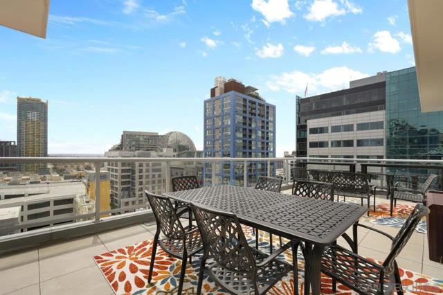 427 9th Ave., San Diego CA: https://media.crmls.org/mediaz/3b0cffbc-8c3e-4adf-8bdf-e578f57f5ab9.jpg