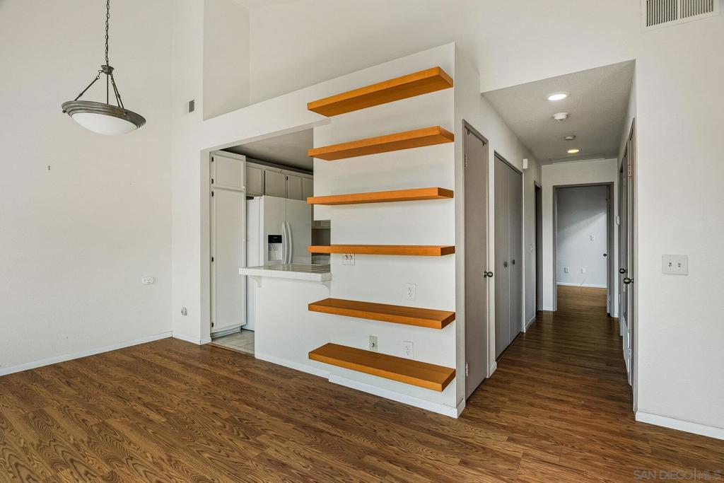 MLS #250035691SD img 7