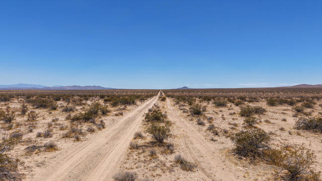 0 Anp 0493-221-02-0-000, Hinkley CA: https://media.crmls.org/mediaz/3b0db30c-3c86-4757-81b5-e25c0d88a13f.jpg