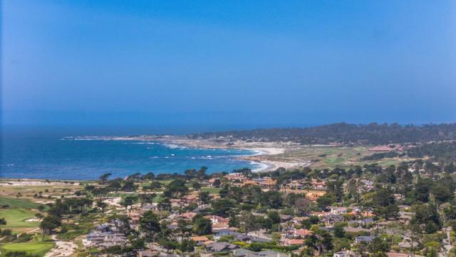3033 Stevenson Drive, Pebble Beach CA: https://media.crmls.org/mediaz/3b0e6d9a-b279-44c1-9b9e-4cff79287d21.jpg