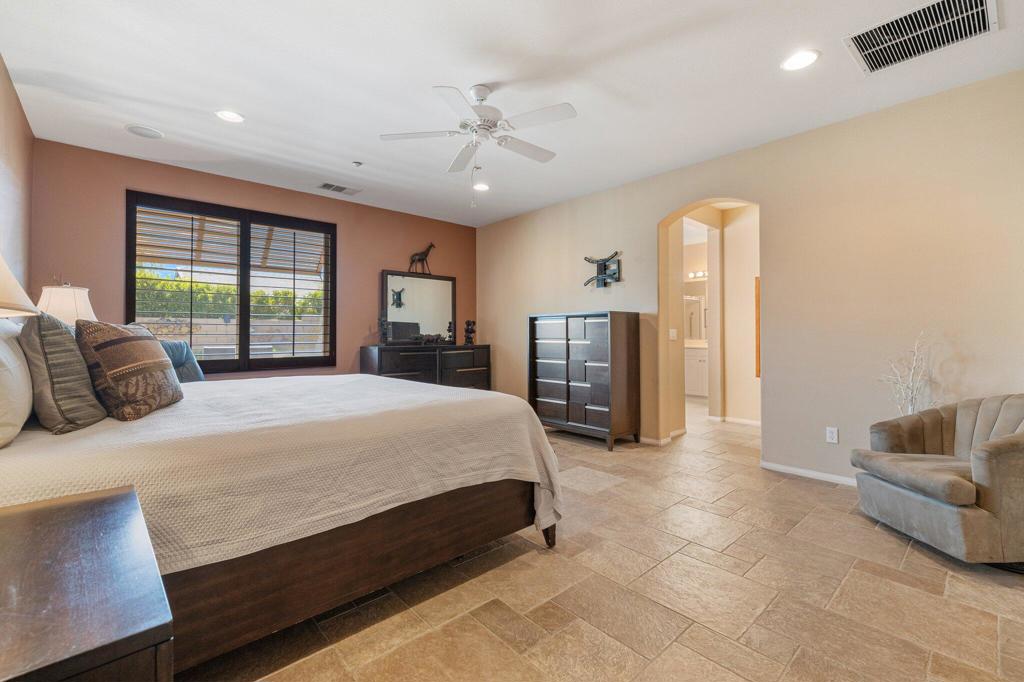 MLS #219138332DA image #16