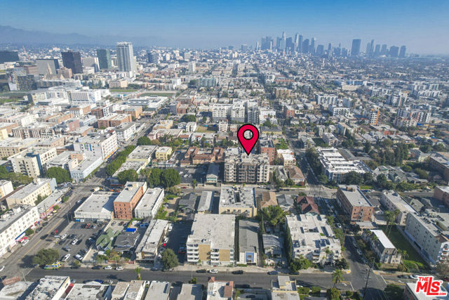848 Irolo Street, Los Angeles CA: https://media.crmls.org/mediaz/3b0eaab3-e9e7-47d0-9d09-4a8b2c4f7783.jpg