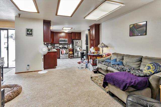 1715 Palmetto Avenue, Pacifica CA: https://media.crmls.org/mediaz/3b0ec166-38d5-4acd-a5fd-1af955d80245.jpg