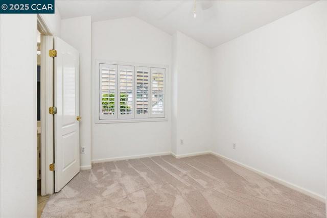 3062 Windmill Canyon Dr, Clayton CA: https://media.crmls.org/mediaz/3b0fa20a-3526-435d-ba58-b5804a8a7801.jpg