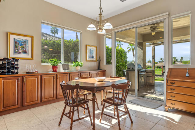 80610 Prestwick Place, Indio CA: https://media.crmls.org/mediaz/3b1098dc-74f8-4aa6-ac28-0c86e2f159ee.jpg