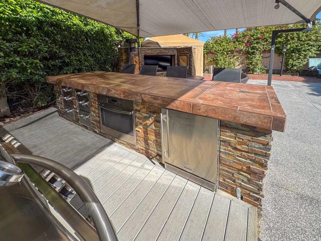 80394 Ave 48, Indio CA: https://media.crmls.org/mediaz/3b117cd2-b696-4f4a-9b93-d897c22e527a.jpg