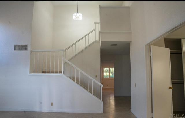 Detail Gallery Image 11 of 11 For 3957 Gaffney Ct, San Diego,  CA 92130 - 5 Beds | 3 Baths