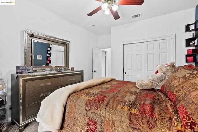 2105 Bedrock Way, Antioch CA: https://media.crmls.org/mediaz/3b12cafd-25b3-43f3-9a12-239b3ea8af13.jpg