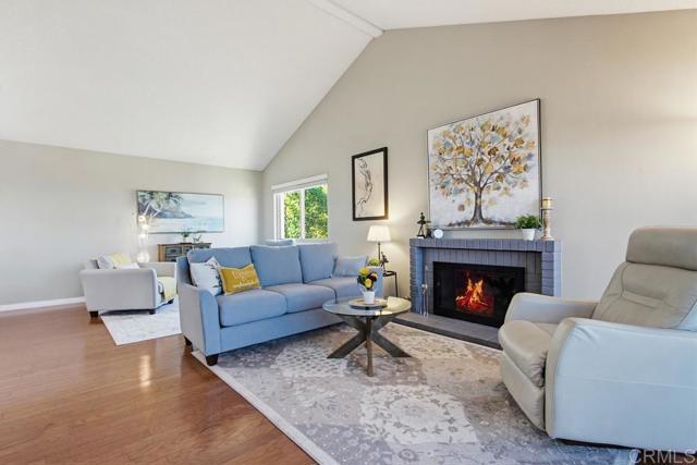 Detail Gallery Image 7 of 46 For 17347 Plaza Maria, San Diego,  CA 92128 - 2 Beds | 2 Baths