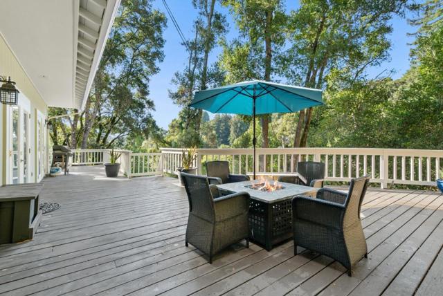 3580 Misty Lane, Aptos CA: https://media.crmls.org/mediaz/3b131b32-de0b-4f08-bc85-aa351cf67685.jpg