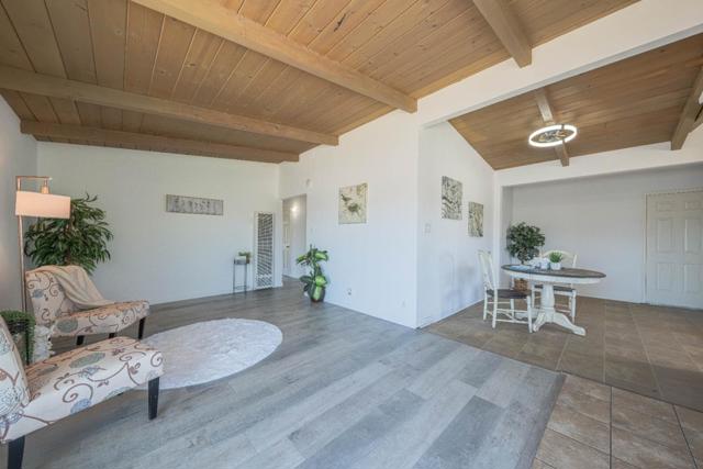 96 Shasta Way, Salinas CA: https://media.crmls.org/mediaz/3b14121d-ec4f-41b8-ac60-7277db522ad7.jpg