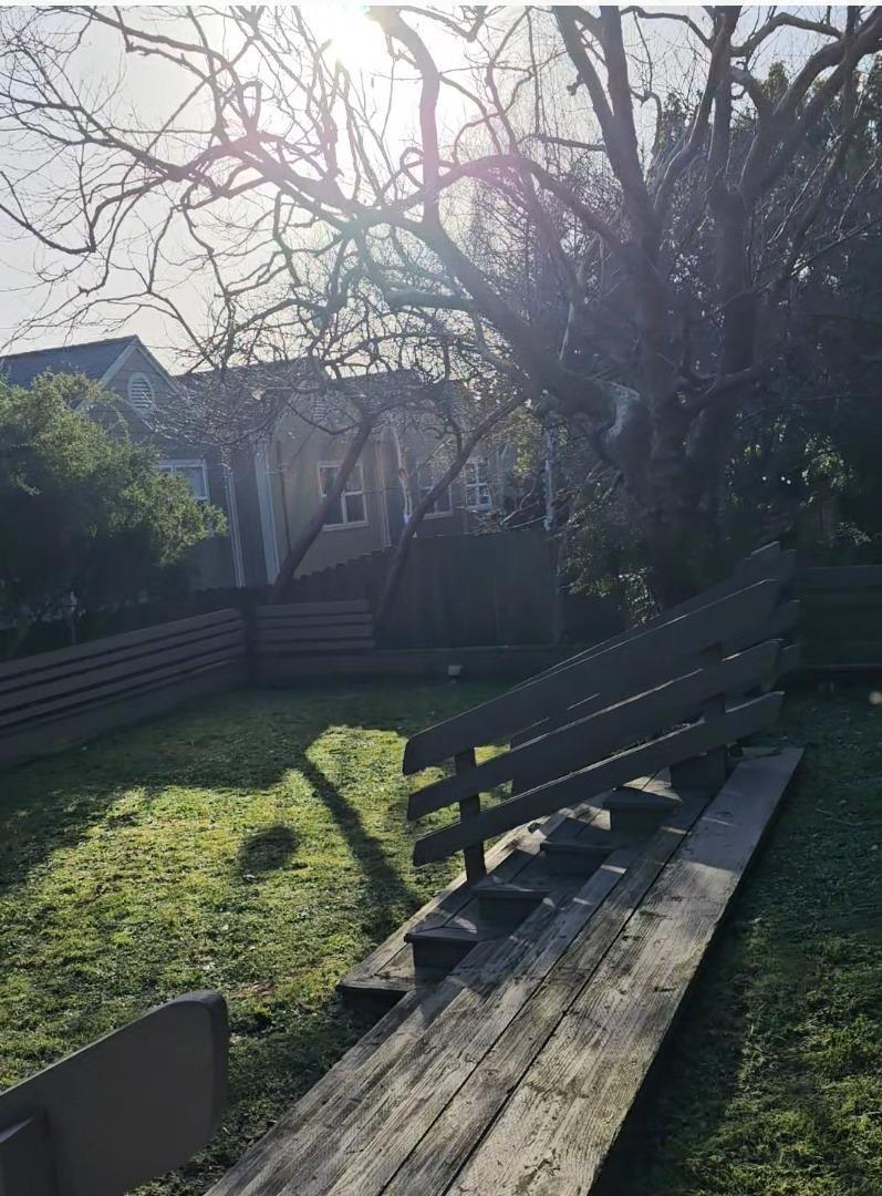 https://media.crmls.org/mediaz/3b144d29-0bce-4c0d-8d28-ac25db898a44.jpg?preset=X-Large