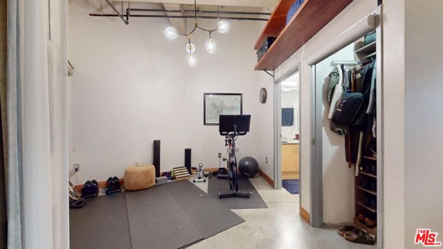 1130 S Flower Street, Los Angeles CA: https://media.crmls.org/mediaz/3b15a255-1133-4c49-aff4-469c0707150c.jpg