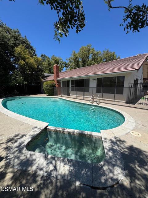 2722 Appalachian Court, Westlake Village CA: https://media.crmls.org/mediaz/3b169516-43da-4f33-b99c-1e688a7307f9.jpg