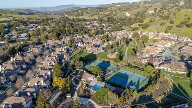 14390 Mountain Quail Road, Salinas CA: https://media.crmls.org/mediaz/3b1825b7-146e-4339-9abe-6ed3ca415d1a.jpg