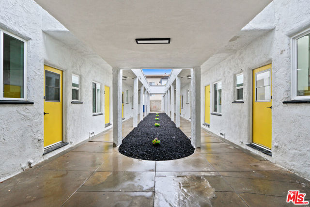 201 N Normandie Avenue, Los Angeles CA: https://media.crmls.org/mediaz/3b1900e9-bf62-4dd3-ada7-bc026c2766f2.jpg