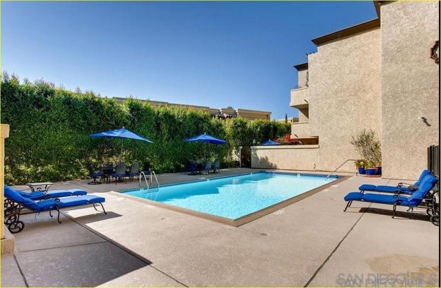 2420 Torrey Pines Rd, La Jolla CA: https://media.crmls.org/mediaz/3b19adac-4e01-44c2-aa84-9aa2c7e4dc48.jpg