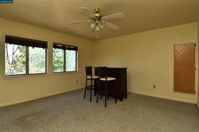 9687 Manzanita Way, Coulterville CA: https://media.crmls.org/mediaz/3b19d03a-be8a-4416-b922-416fdb6afe01.jpg