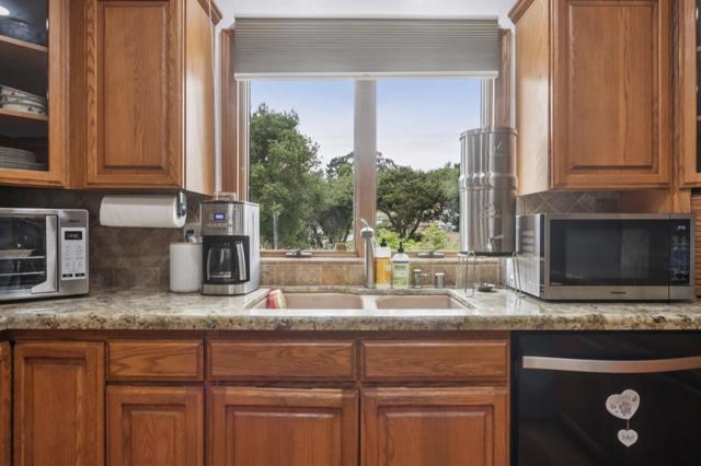 17848 Berta Canyon Road, Salinas CA: https://media.crmls.org/mediaz/3b19da59-1f1c-4baf-bfae-19143bd7383d.jpg