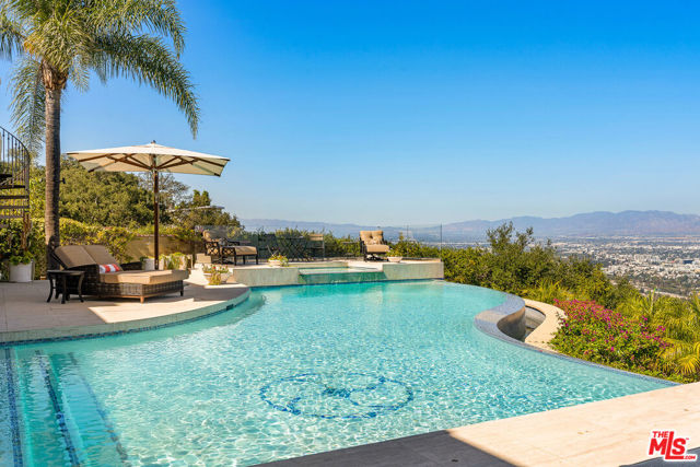 7833 Torreyson Drive, Los Angeles CA: https://media.crmls.org/mediaz/3b1a2a3d-30db-48cf-a2af-41bf8886874f.jpg