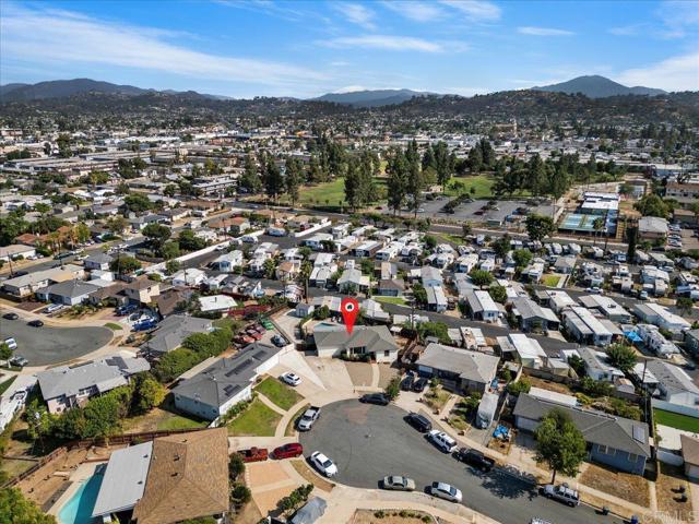 1131 Mary St, El Cajon CA: https://media.crmls.org/mediaz/3b1a36c4-492f-4b85-9b5c-671b70231633.jpg