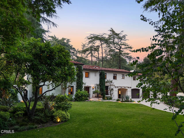 1711 Fairmount Avenue, La Canada Flintridge CA: https://media.crmls.org/mediaz/3b1a3b59-f4e2-4dd1-8b37-19e0577d9d64.jpg