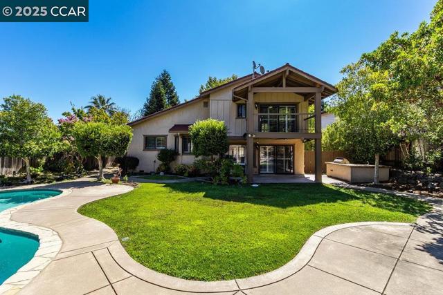 987 Morello Ave, Martinez CA: https://media.crmls.org/mediaz/3b1a88a6-d861-4cac-b2ae-2c67b3f93c8b.jpg