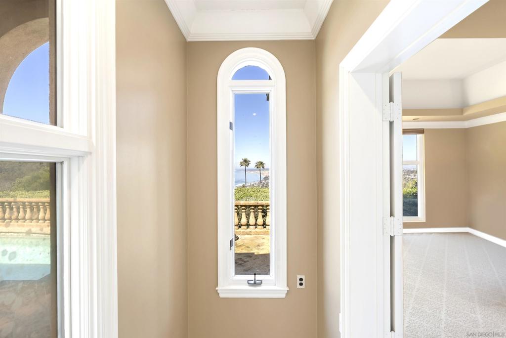 2302 Rue Adriane - photo 18