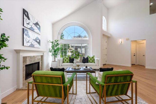 18 Melvin Henry Court, Redwood City CA: https://media.crmls.org/mediaz/3b1b2ae3-9c82-436e-bda4-a7fe93f75f8b.jpg