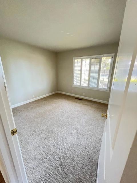 2066 Touraine Lane, Half Moon Bay CA: https://media.crmls.org/mediaz/3b1cf618-febd-4a09-b774-91277a062797.jpg